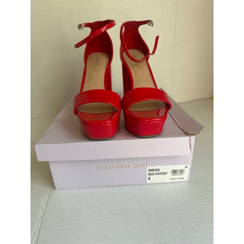 Madden Girl OMEGA Red Patent Leather Platform Block High Heel Sandals Size 9